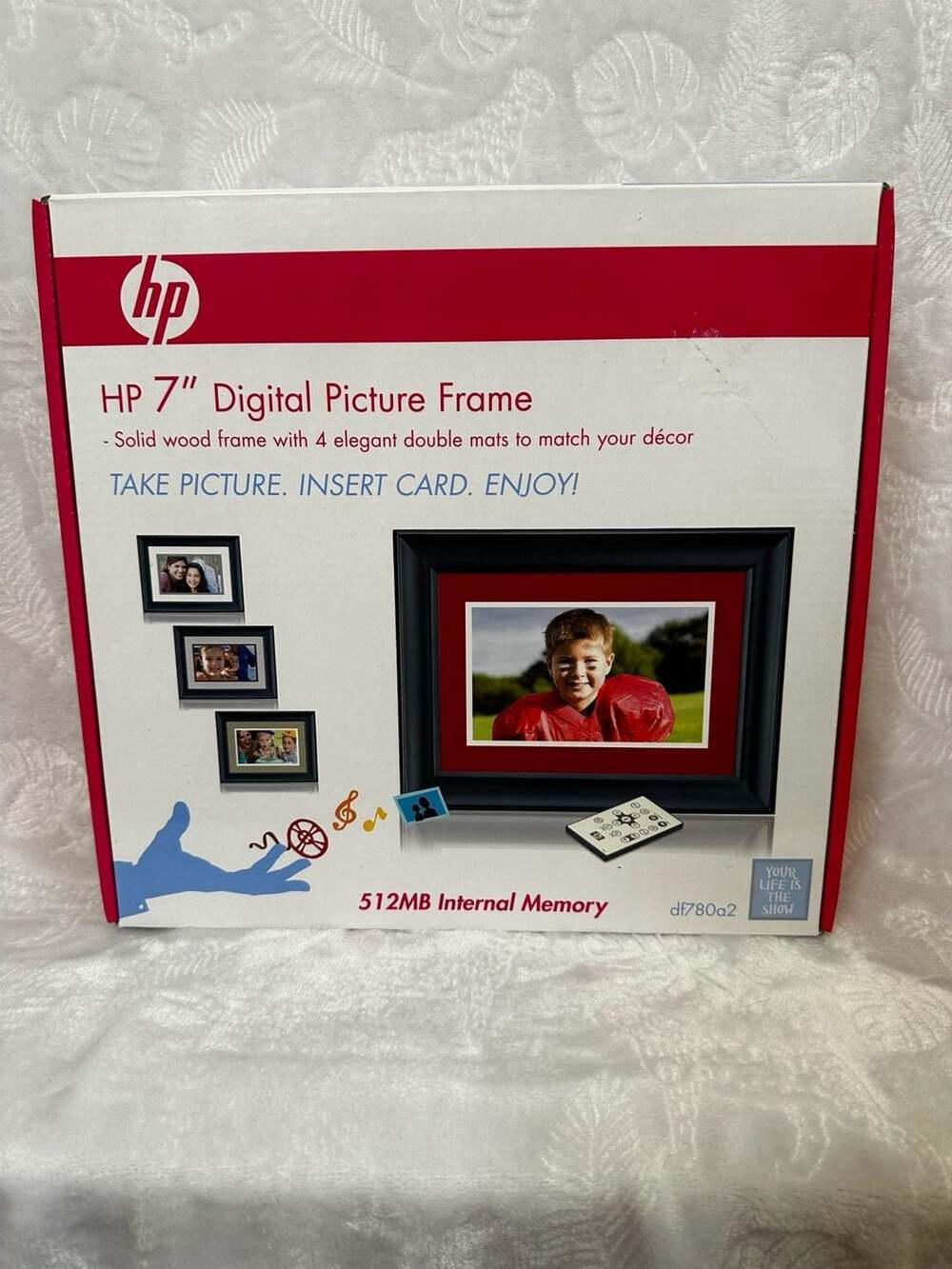 HP 7" Digital Picture Frame Model df780a2 with 512MB Internal Memory